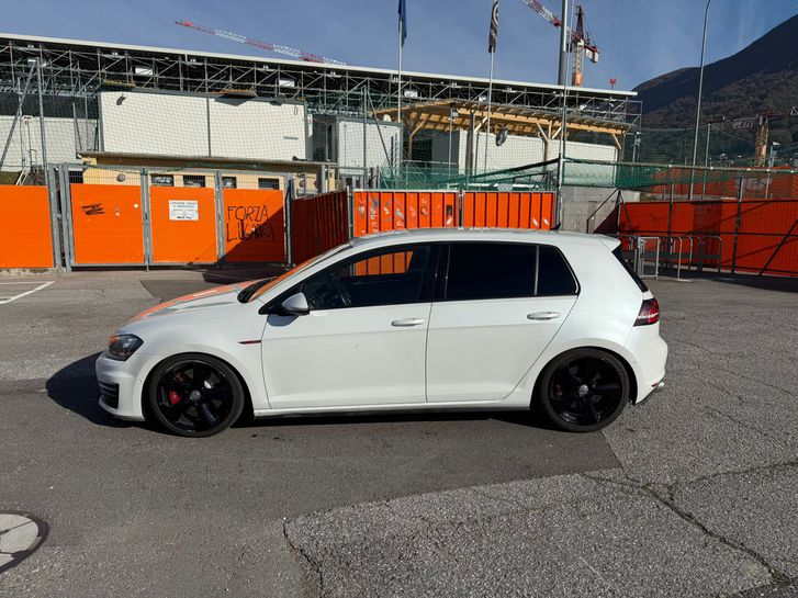 Golf VII 2.0 tsi gti  Fahrzeuge